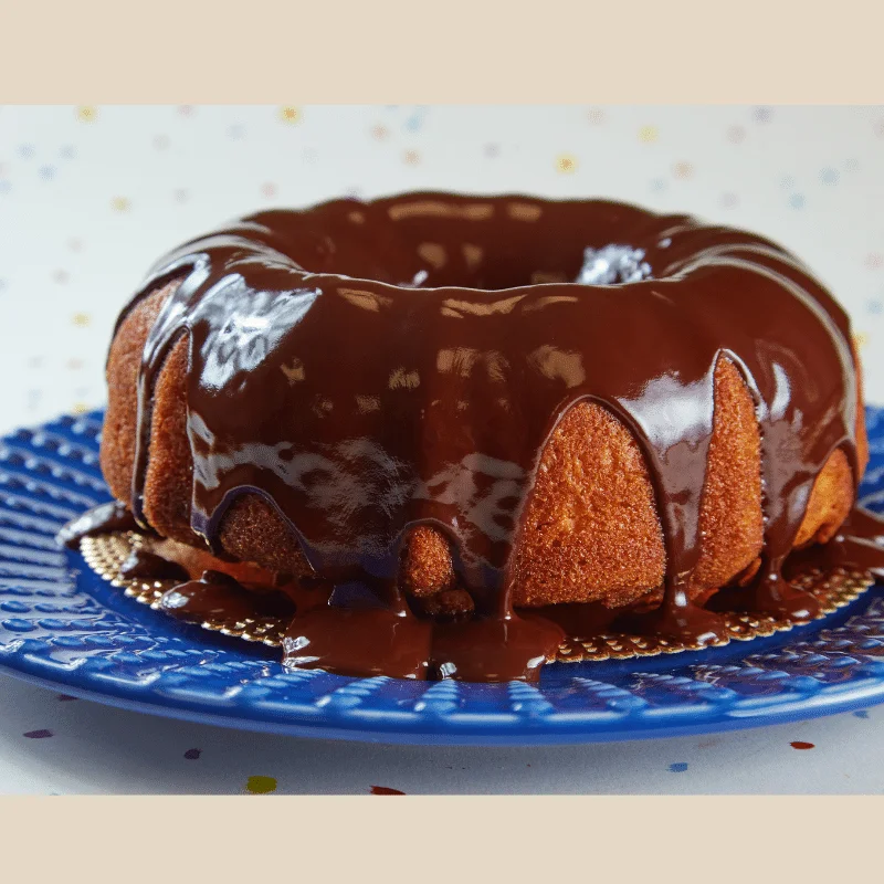 Bolo de Cenoura Com Ganache de Chocolate Belga - 1 kg - Image 2