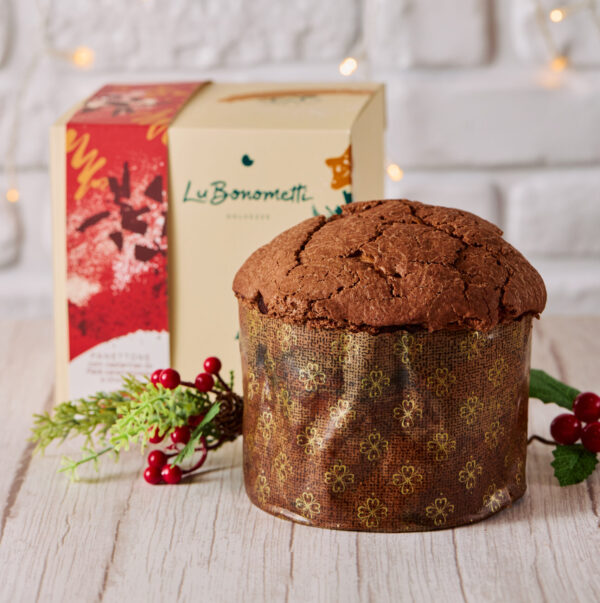 Panettone de chocolate com castanha do pará