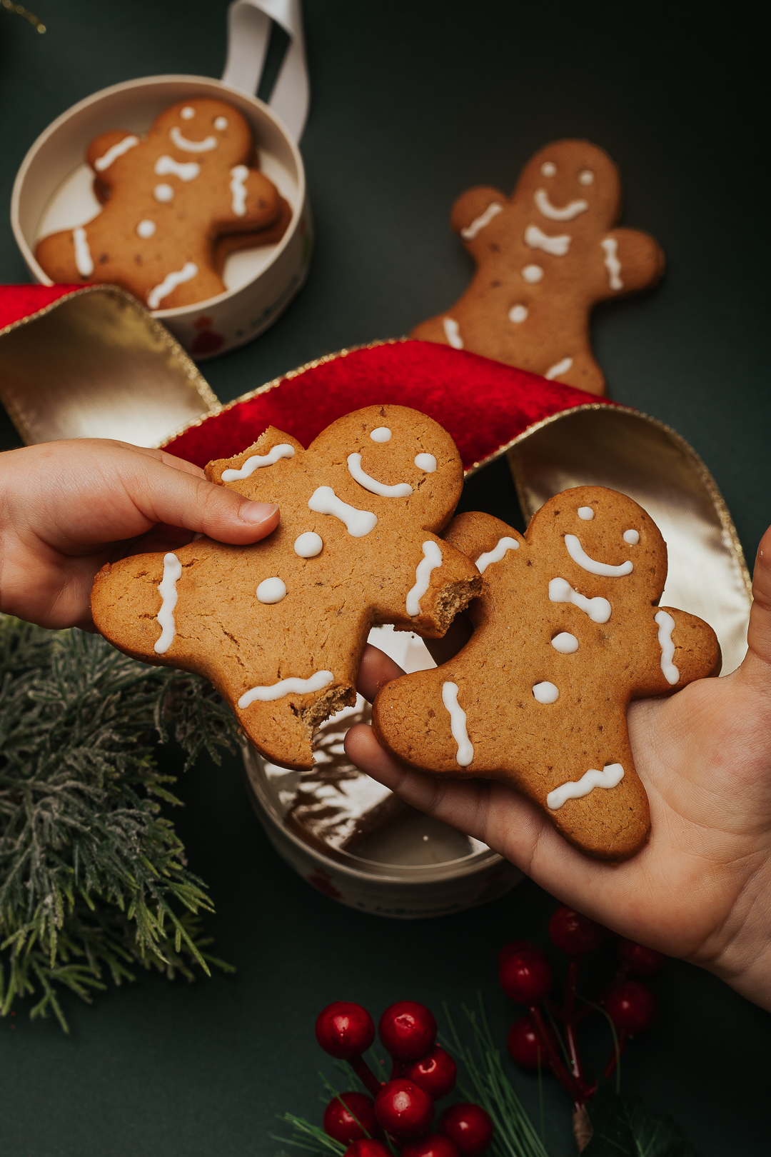 Bonequinhos para o Natal, biscoitos de gengibre.