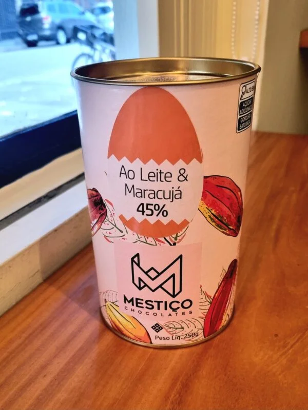 Ovo de Páscoa ao Leite com Creme de Maracujá 250g